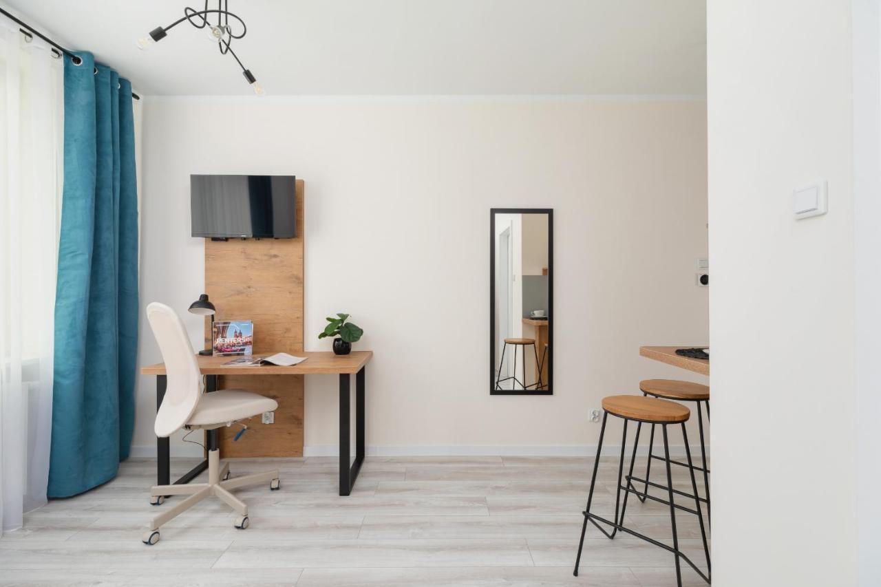 Modern Studio Cracow Rakowicka 14 By Noclegi Renters Krakau Buitenkant foto