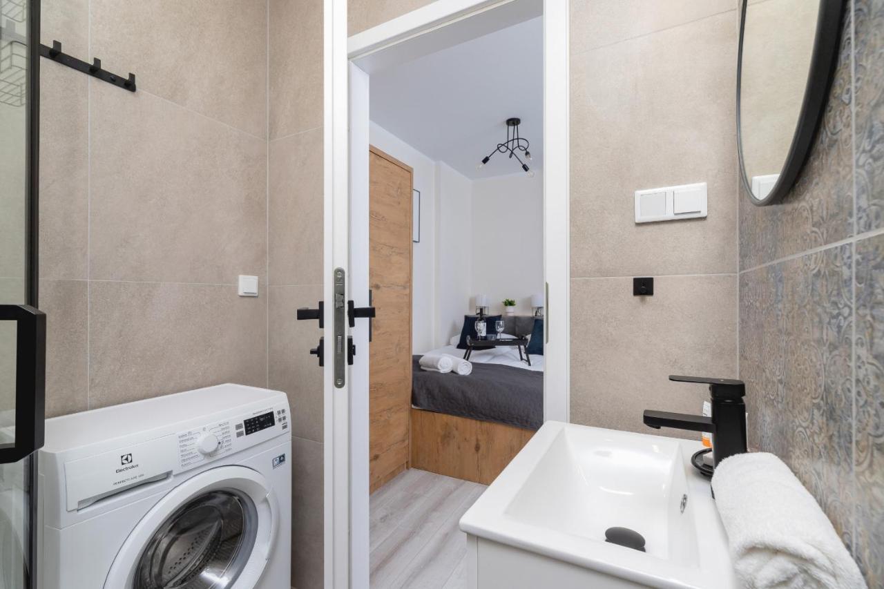 Modern Studio Cracow Rakowicka 14 By Noclegi Renters Krakau Buitenkant foto